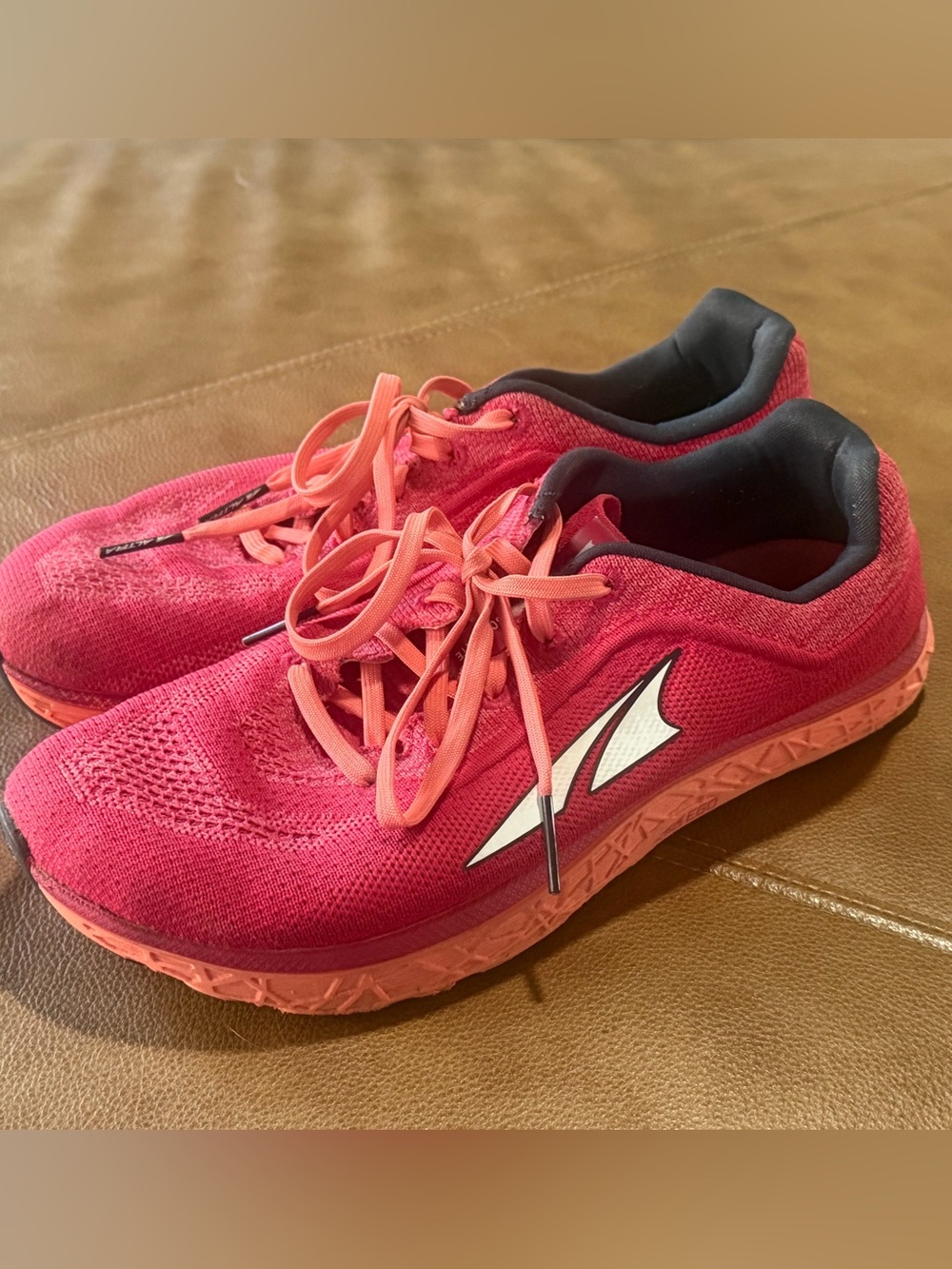 Altra escalante running shoes